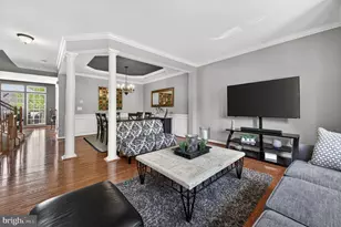 19189 Kepharts Mill Terrace, Leesburg, VA 20176 - Photo 5