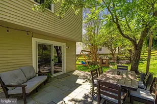 911 Chancellor St SW, Leesburg, VA 20175 - Photo 59