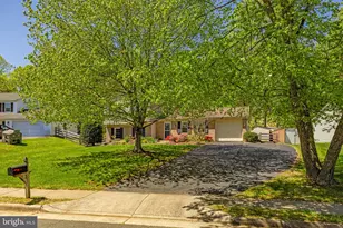 911 Chancellor St SW, Leesburg, VA 20175 - Photo 1