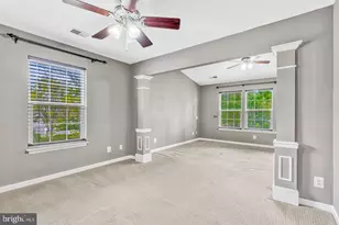 21724 Regents Park Cir, Sterling, VA 20166 - Photo 31