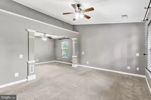 21724 Regents Park Cir, Sterling, VA 20166 - Photo 35
