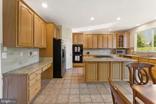 800 Valley Springs Dr, Purcellville, VA 20132 - Photo 27