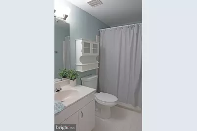21186 Vineland Square, Ashburn, VA 20147 - Photo 13