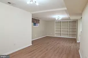 21186 Vineland Square, Ashburn, VA 20147 - Photo 17