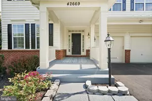 42669 Emperor Dr, Brambleton, VA 20148 - Photo 5