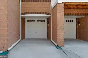 24660 Woolly Mammoth Terrace, Aldie, VA 20105 - Photo 15