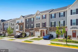 46360 Mount Kellogg Ter, Sterling, VA 20164 - Photo 3