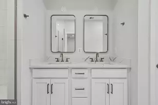 42198 Shining Star Sq, Ashburn, VA 20148 - Photo 33