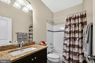 23536 Epperson Square, Brambleton, VA 20148 - Photo 39