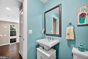 23536 Epperson Square, Brambleton, VA 20148 - Photo 11