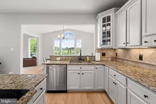 16328 Limestone Ct, Leesburg, VA 20176 - Photo 5