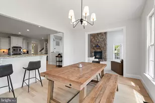 16328 Limestone Ct, Leesburg, VA 20176 - Photo 11
