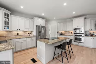 16328 Limestone Ct, Leesburg, VA 20176 - Photo 5
