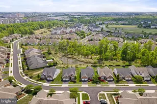 20851 Saber Jet Pl, Ashburn, VA 20147 - Photo 9