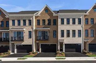 42143 Picasso Sq, Ashburn, VA 20148 - Photo 35