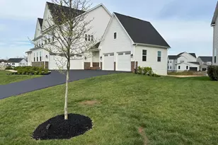 23738 Great Bnd Ln, Aldie, VA 20105 - Photo 3