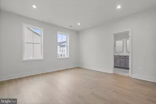 42145 Picasso Sq, Ashburn, VA 20148 - Photo 19