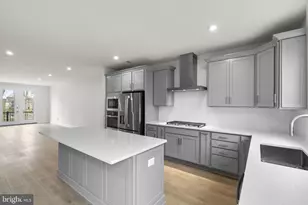 42145 Picasso Sq, Ashburn, VA 20148 - Photo 11