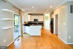 20818 Shy Beaver Ct, Ashburn, VA 20147 - Photo 11