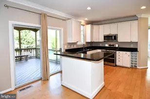 20818 Shy Beaver Ct, Ashburn, VA 20147 - Photo 13