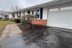 1100 N Sterling Blvd, Sterling, VA 20164 - Photo 3