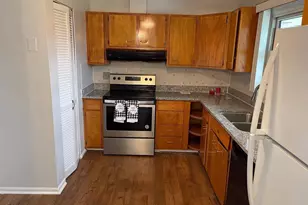 1100 N Sterling Blvd, Sterling, VA 20164 - Photo 7