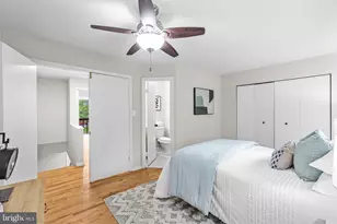 40 Sugarland Square Ct, Sterling, VA 20164 - Photo 15