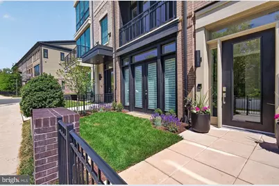 20300 Northpark Drive, Ashburn, VA 20147 - Photo 3