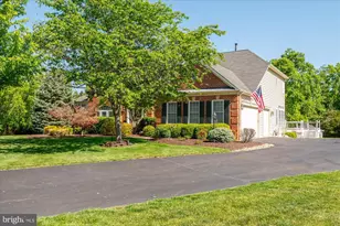 25777 Phar Lap Ct, Chantilly, VA 20152 - Photo 5
