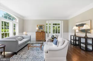 25777 Phar Lap Ct, Chantilly, VA 20152 - Photo 9