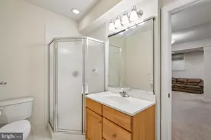 25765 Howerton Dr, Chantilly, VA 20152 - Photo 35