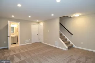27 Marian Ct, Sterling, VA 20165 - Photo 25