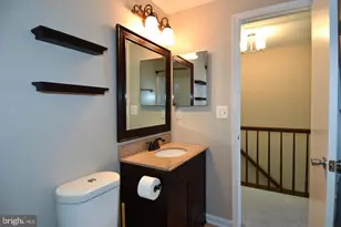 27 Marian Ct, Sterling, VA 20165 - Photo 17