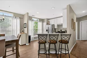 25280 Lake Shore Square, Chantilly, VA 20152 - Photo 13