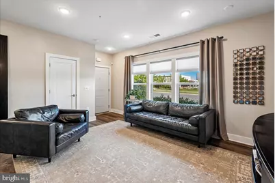 44784 Tiverton Square, Ashburn, VA 20147 - Photo 3