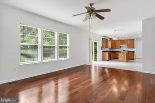 25825 Spring Farm Cir, Chantilly, VA 20152 - Photo 29
