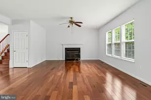 25825 Spring Farm Cir, Chantilly, VA 20152 - Photo 27