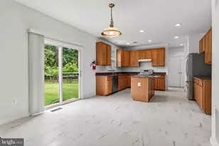 25825 Spring Farm Cir, Chantilly, VA 20152 - Photo 31