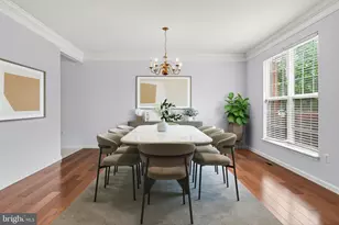 25825 Spring Farm Cir, Chantilly, VA 20152 - Photo 3