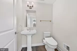 42706 Burbank Terrace, Sterling, VA 20166 - Photo 15