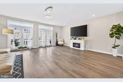 42706 Burbank Terrace, Sterling, VA 20166 - Photo 5