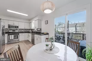 627 Warrenton Terrace NE, Leesburg, VA 20176 - Photo 19