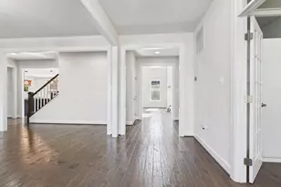 42106 Barrymoore Pl, Chantilly, VA 20152 - Photo 7