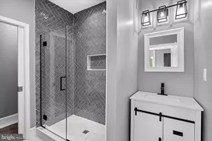 21247 Smokehouse Ct, Ashburn, VA 20147 - Photo 17