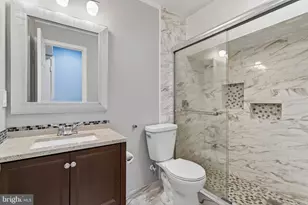20923 Sandstone Square, Sterling, VA 20165 - Photo 45