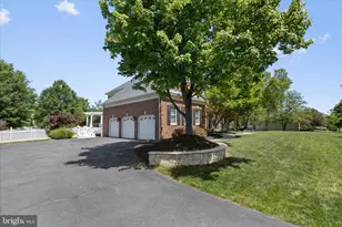 20014 Belmont Station Dr, Ashburn, VA 20147 - Photo 9