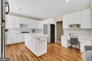 309 Ayrlee Ave NW, Leesburg, VA 20176 - Photo 3
