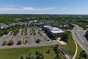 45010 University Dr, Ashburn, VA 20147 - Photo 31
