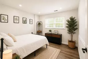 45010 University Dr, Ashburn, VA 20147 - Photo 23