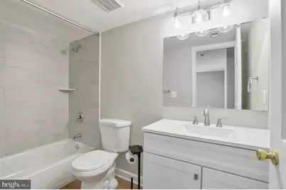 125-P Clubhouse Drive SW #10, Leesburg, VA 20175 - Photo 11